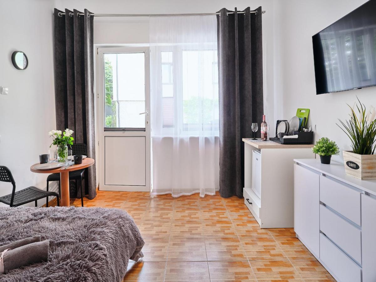 Loft Rooms 莱鲍 外观 照片